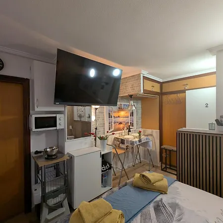 Alicante Postiguet Studios Apartment